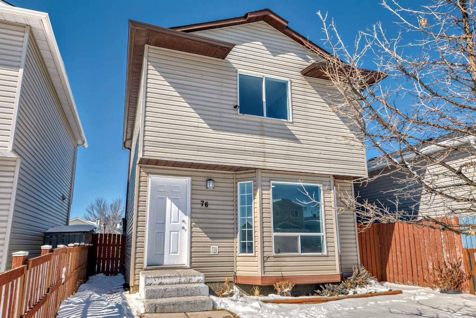 Calgary, AB T3J3E1,76 Martinbrook RD NE