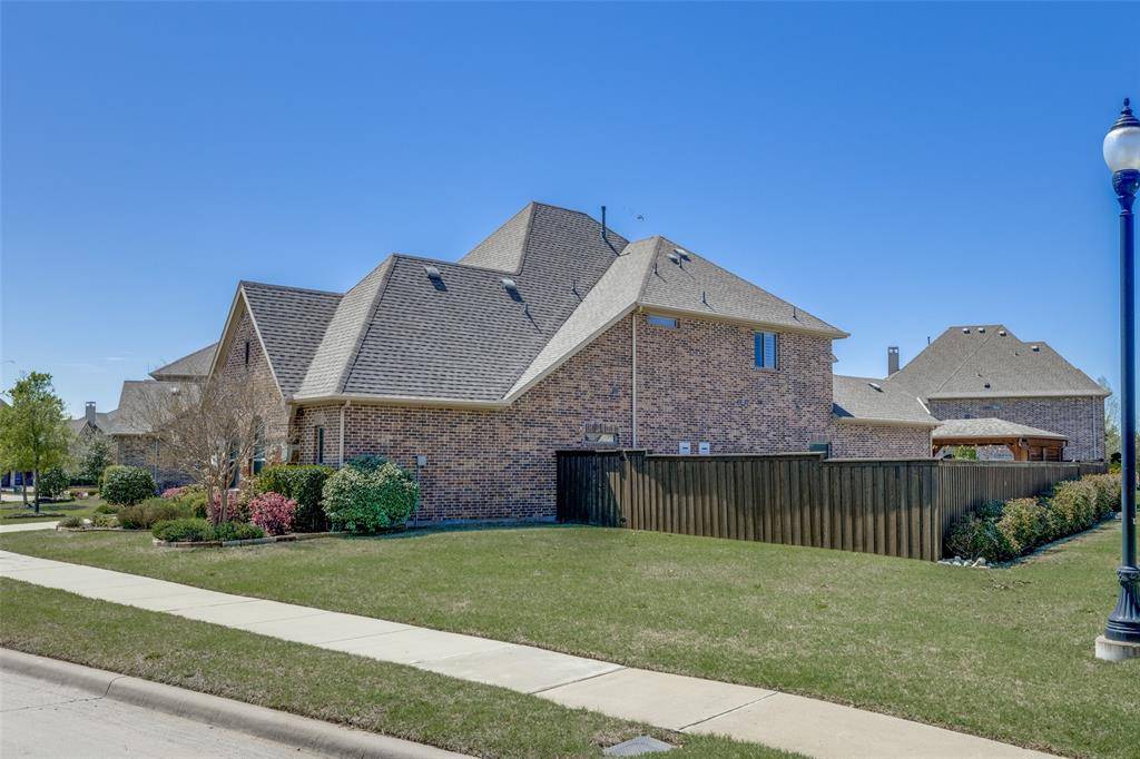 Prosper, TX 75078,870 Greenbriar Lane