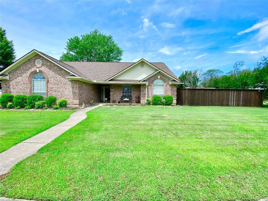 Bonham, TX 75418,2201 Canyon Circle