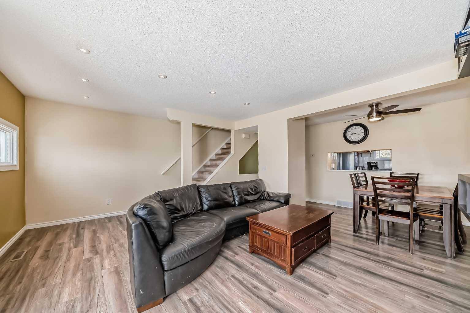 Calgary, AB T1Y 4T1,131 Templehill DR NE #34