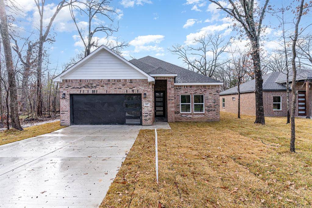 Trinidad, TX 75163,107 Dogwood Drive