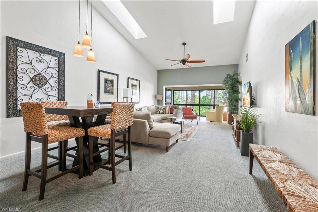 Naples, FL 34110,325 Bay Forest DR 202