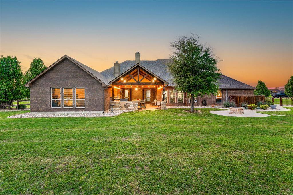 Weatherford, TX 76087,308 Steppes Court