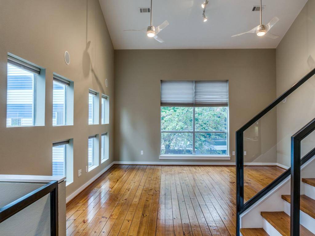 Dallas, TX 75215,1211 Urban Lofts Drive