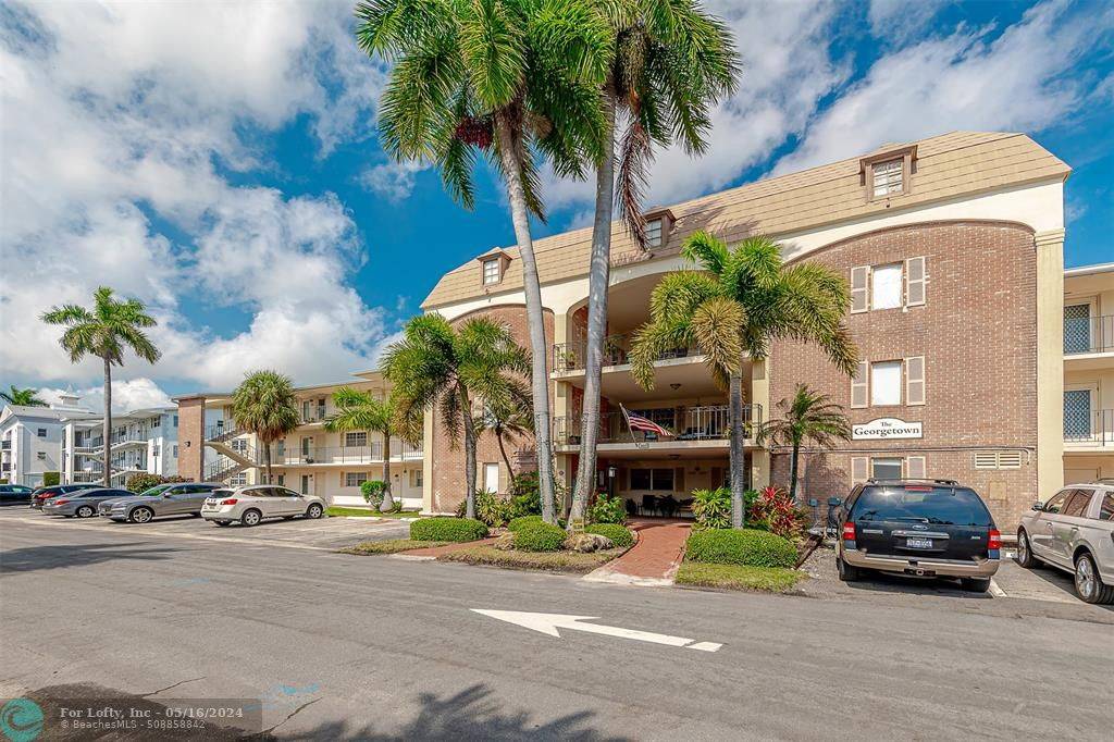 Hallandale Beach, FL 33009,460 Paradise Isle Blvd  #307