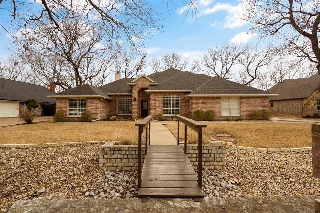 Granbury, TX 76049,8607 Ravenswood Road