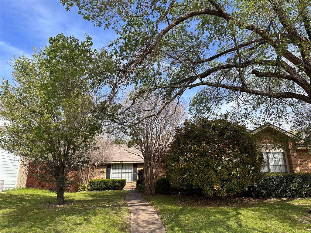 Allen, TX 75002,704 Timberbend Trail