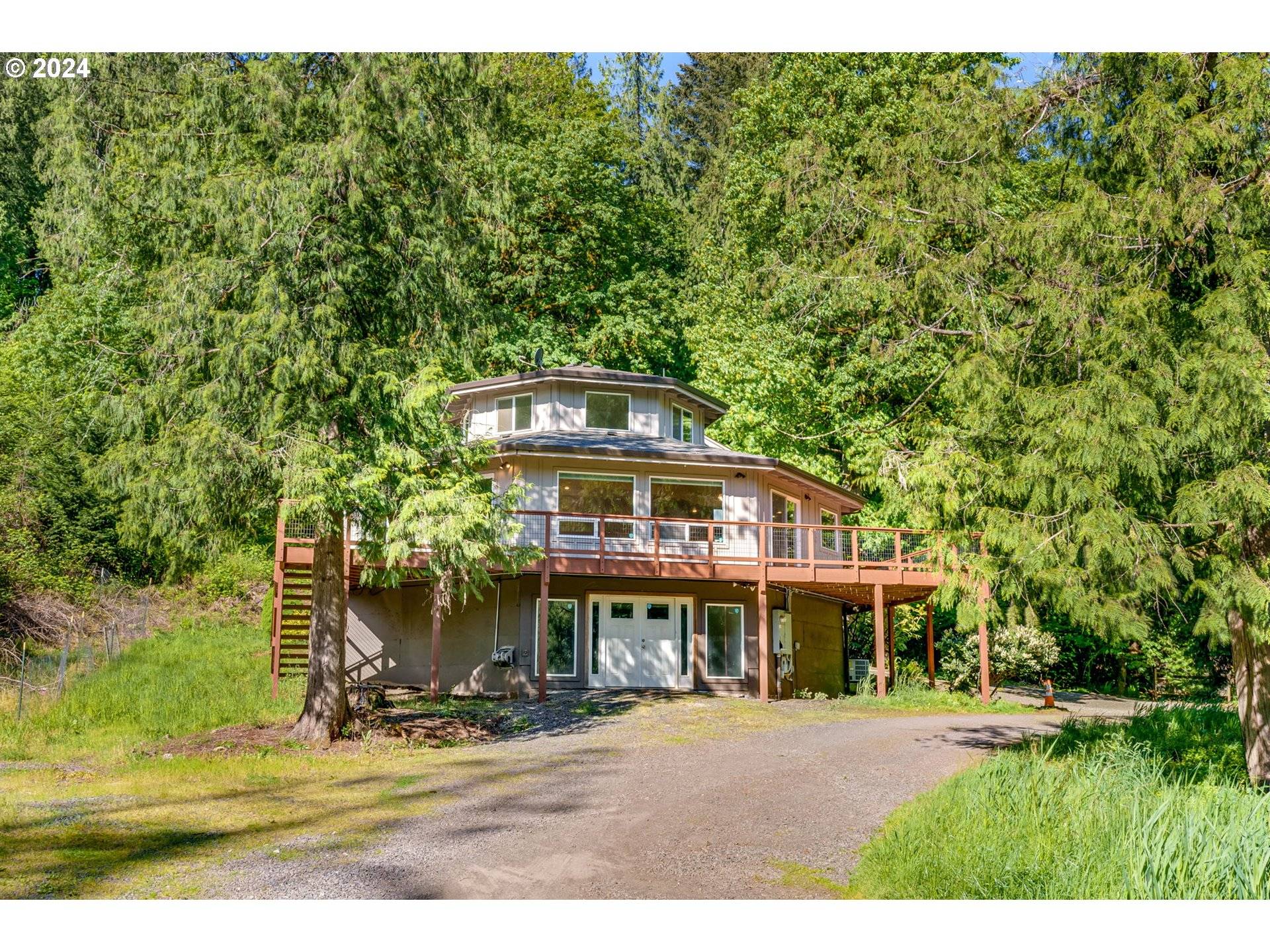 Newberg, OR 97132,34660 NE CORRAL CREEK RD