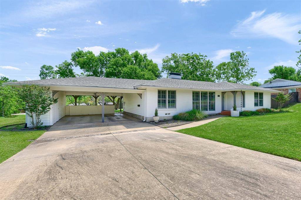 Sherman, TX 75092,1011 Crestview Drive