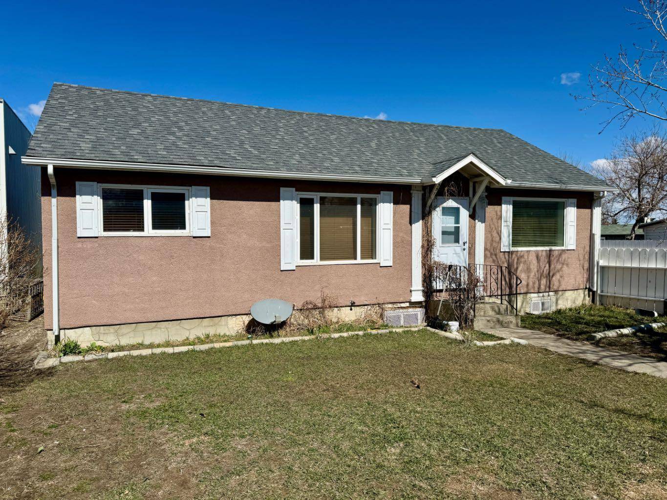 Fort Macleod, AB T0L 0Z0,351 23 Street