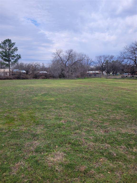 Cross Plains, TX 76443,E 3rd 3rd Street