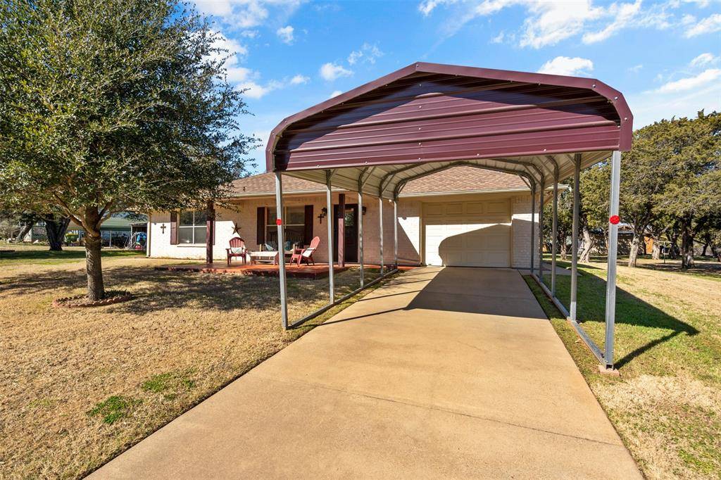 Granbury, TX 76048,514 Onyx Drive