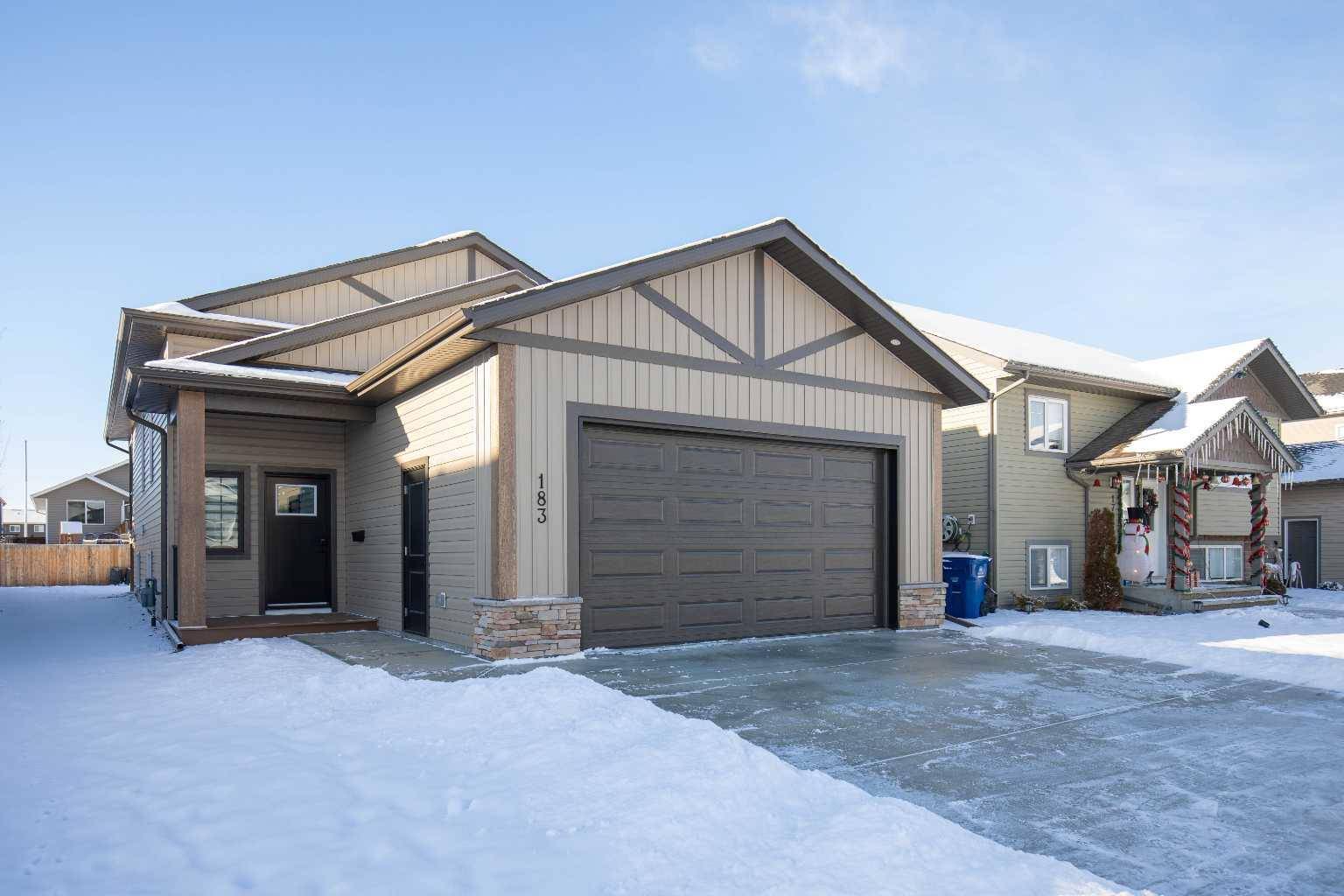 Blackfalds, AB T4M 0A4,183 Cedar SQ