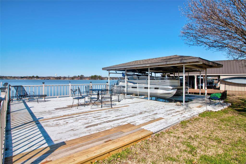 Lake Kiowa, TX 76240,135 Hogan Drive