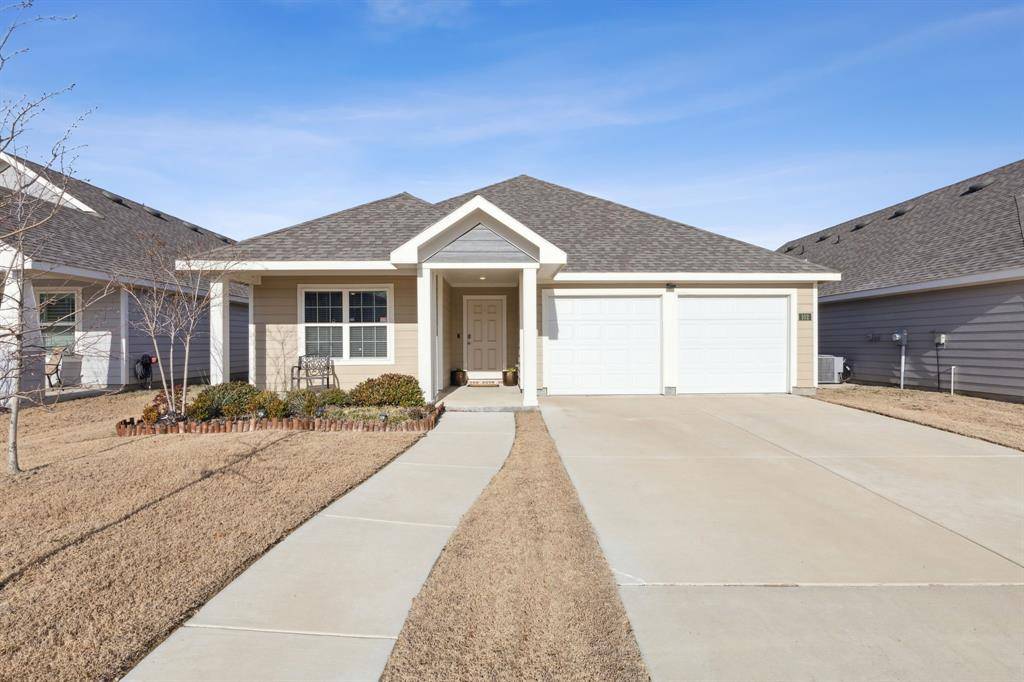 Terrell, TX 75160,102 Clear Creek Lane