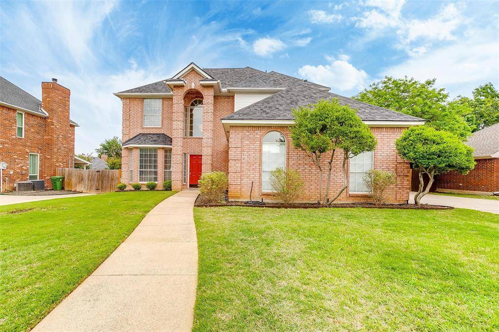 Hurst, TX 76054,1652 Oak Creek Drive