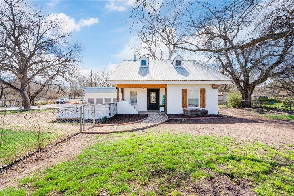 Azle, TX 76020,601 S Stewart Street