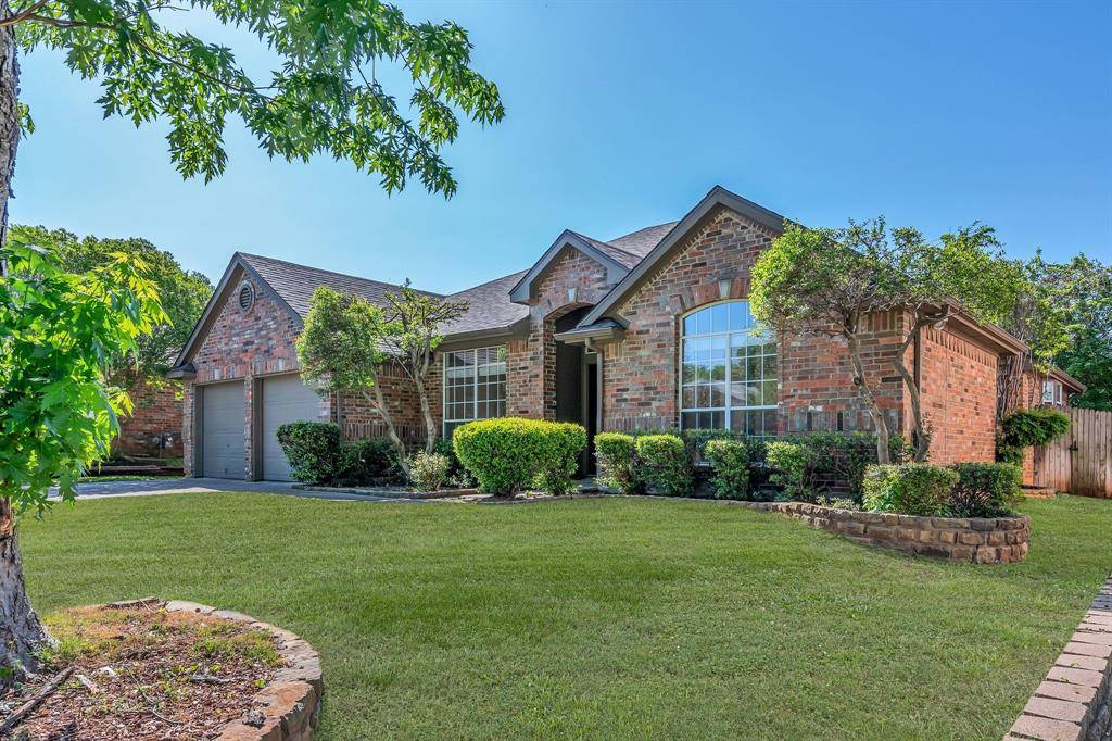 Grapevine, TX 76051,1723 Altacrest Drive