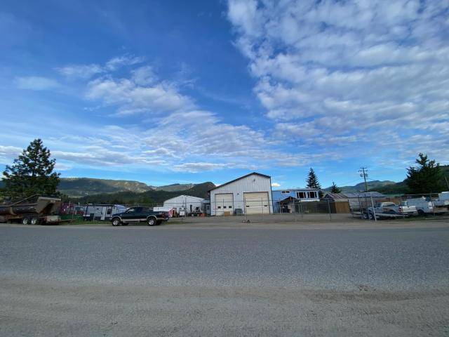 5115 BARRIERE TOWN RD, Barriere, BC V0E 1E0