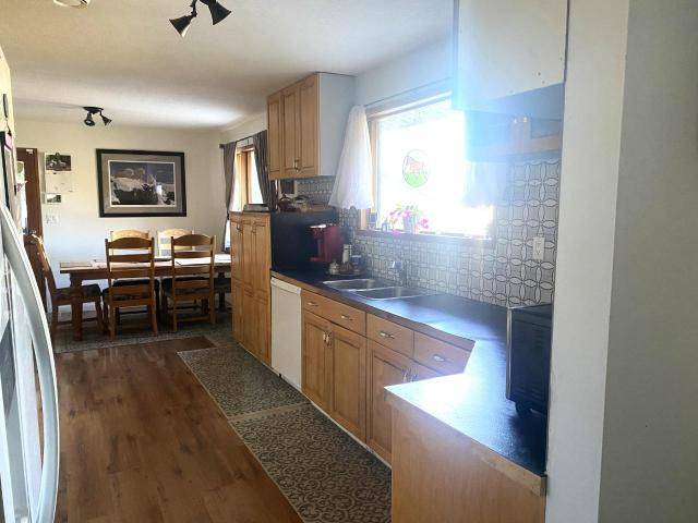 South Shuswap, BC V0E 1H2,2538 FOREST DRIVE