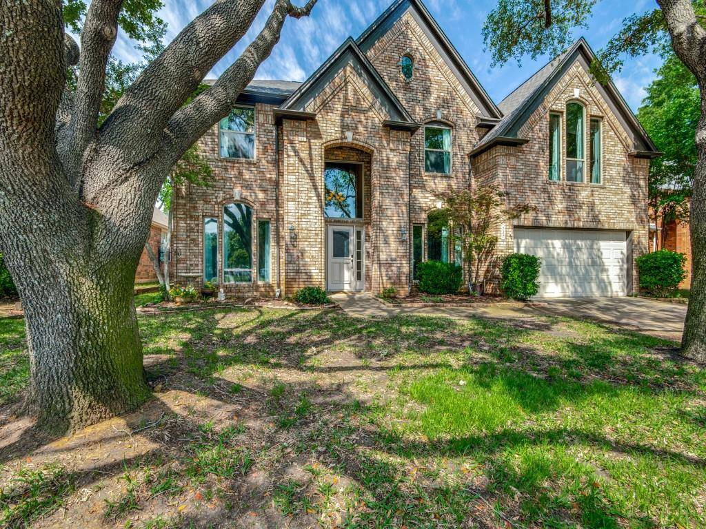 Grapevine, TX 76051,727 Bear Run Drive