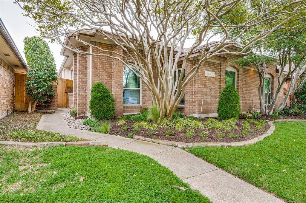 Dallas, TX 75248,16711 Cleary Circle