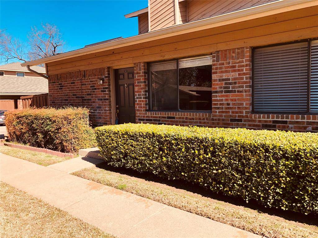 Benbrook, TX 76109,5745 S Cedar Creek Drive