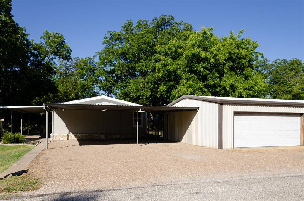 Granbury, TX 76049,510 Daisy Drive