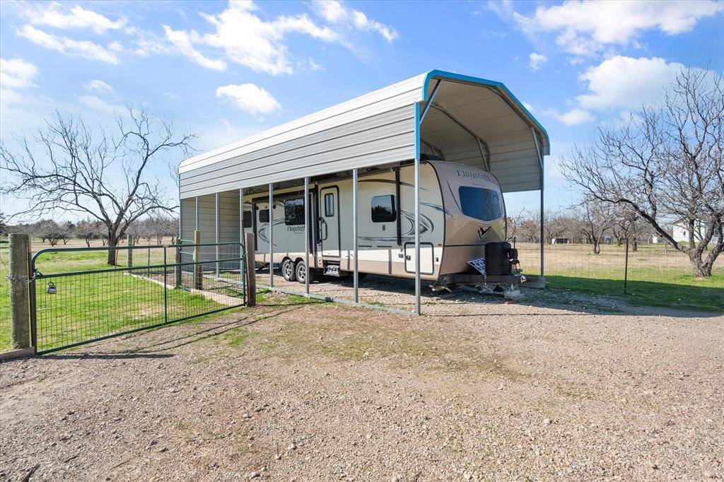 Corsicana, TX 75109,155 County Road 3144