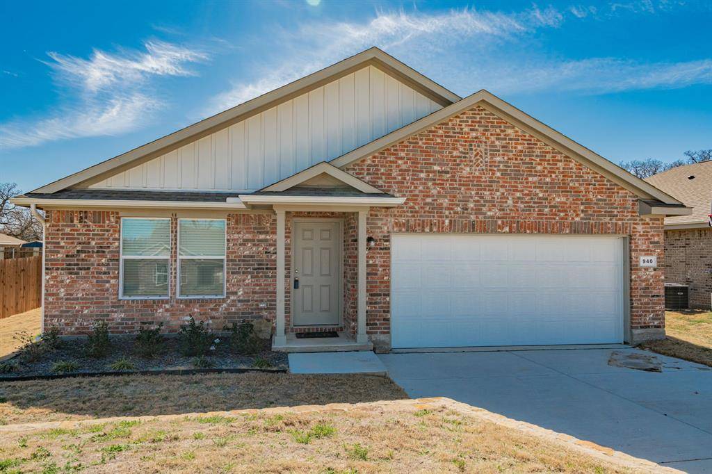 Springtown, TX 76082,940 Ben Drive