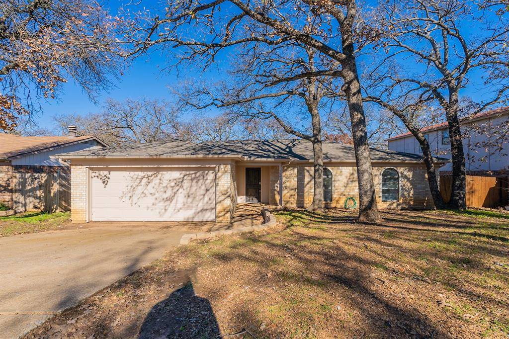 Arlington, TX 76017,5805 Trail Crest Drive