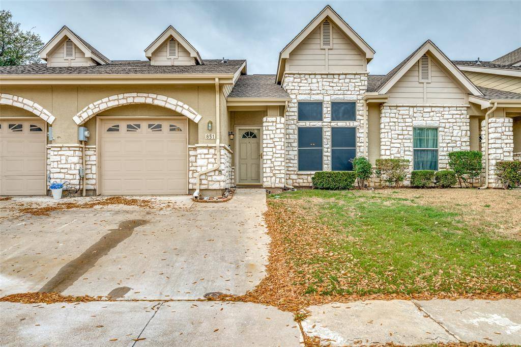 Grand Prairie, TX 75051,851 Beechcraft Avenue