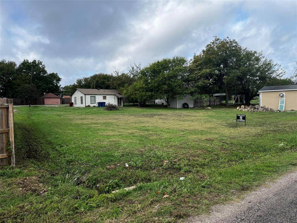 Van Alstyne, TX 75076,TBD Main Street