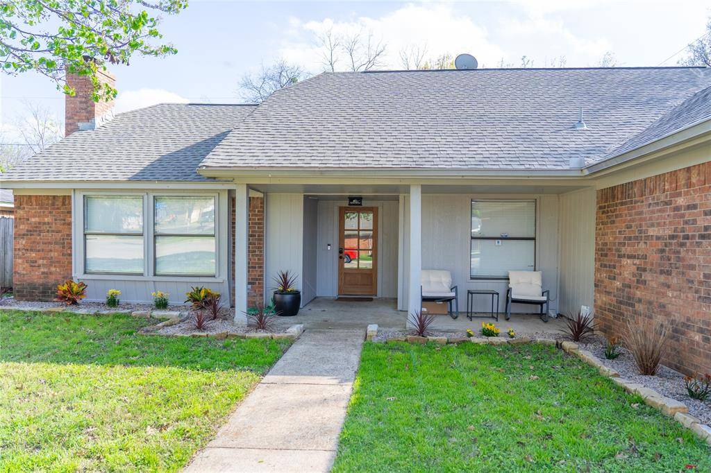 Arlington, TX 76001,1016 Pierce Arrow Drive