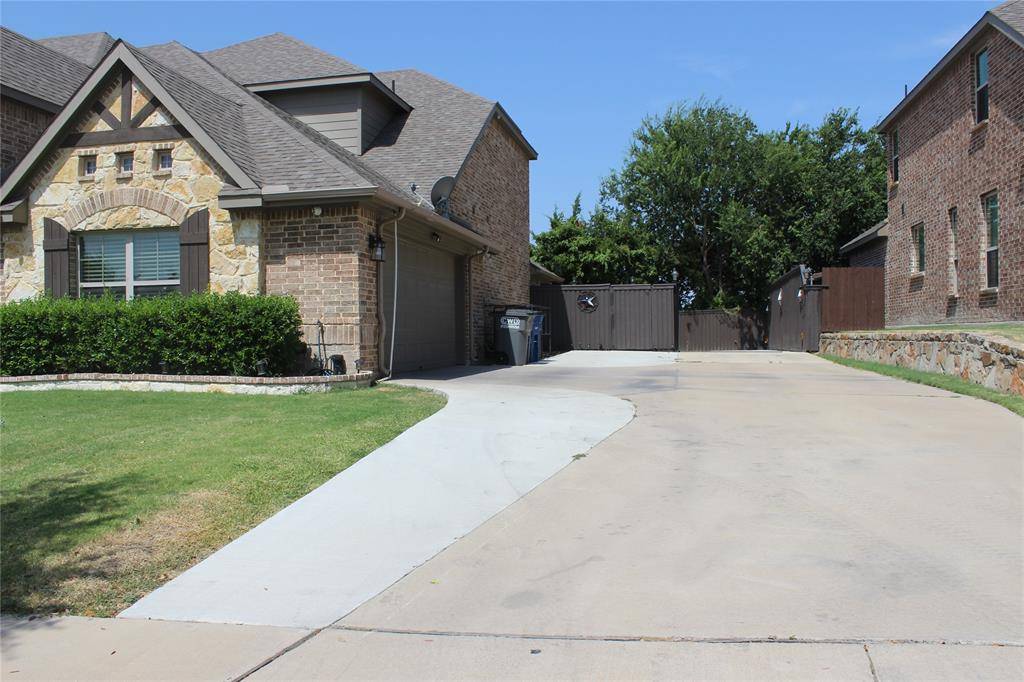 Red Oak, TX 75154,303 Wisteria Way