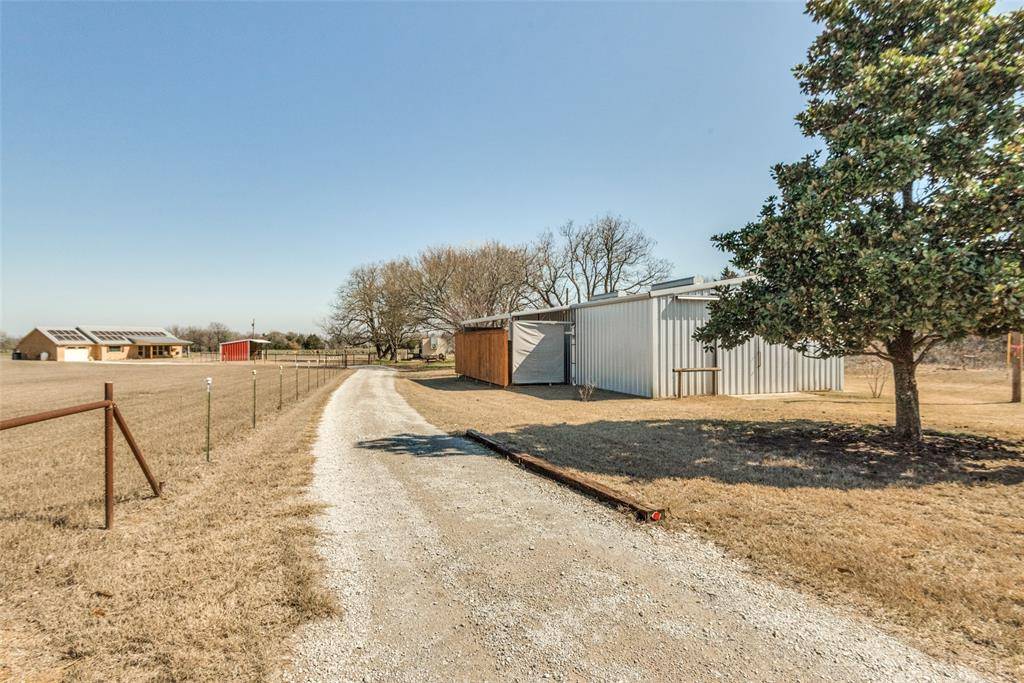 Alvord, TX 76225,1104 County Road 2560