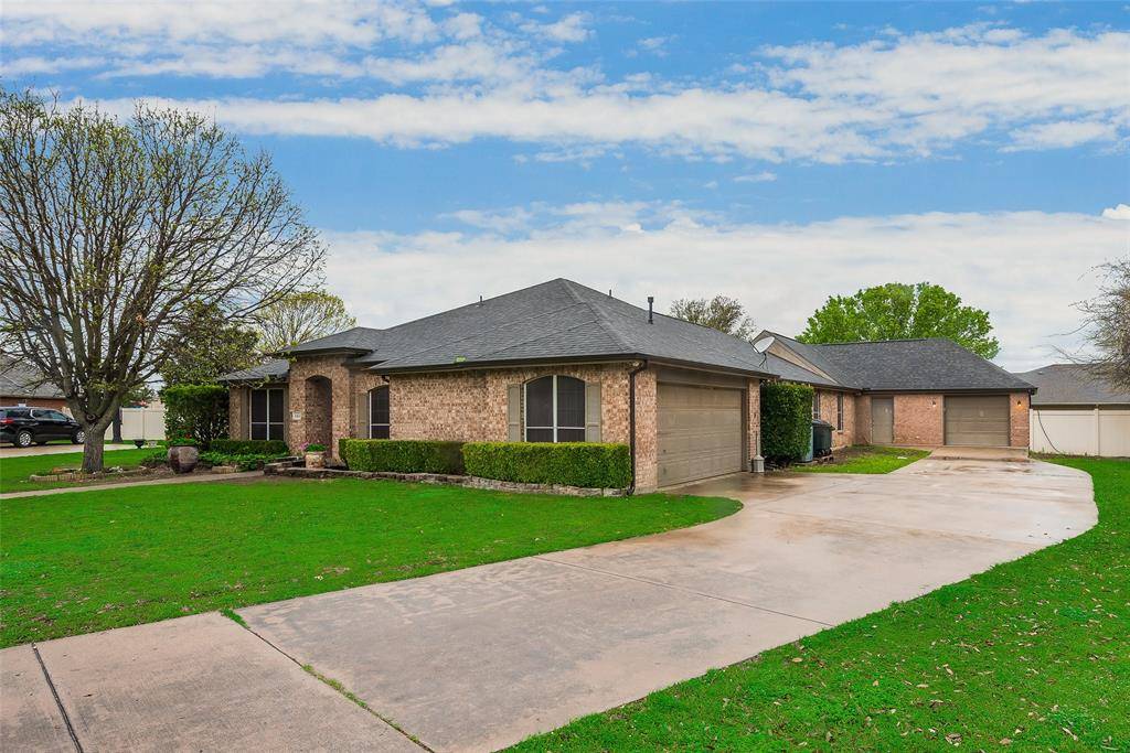 Crowley, TX 76036,1004 Choke Cherry Lane