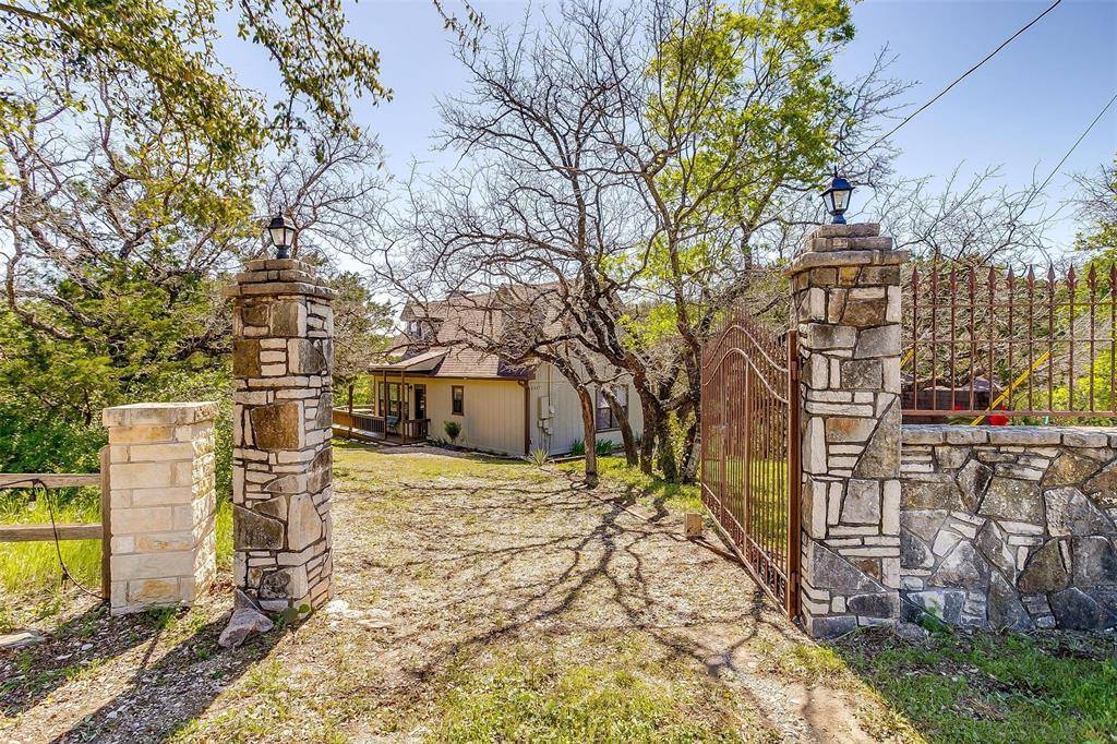 Granbury, TX 76048,2317 Caroline Court