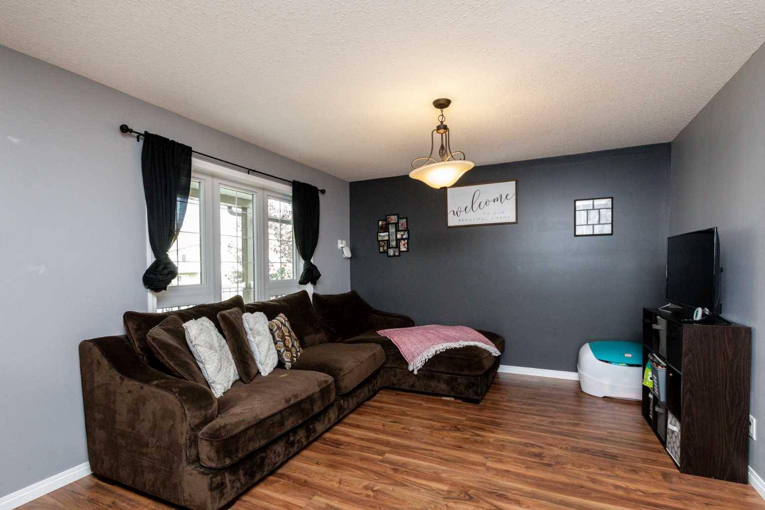 Innisfail, AB T4G 1M3,5021 47 ST