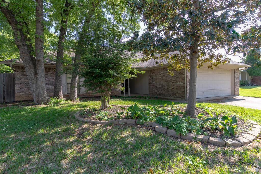 Arlington, TX 76016,5920 Melstone Drive