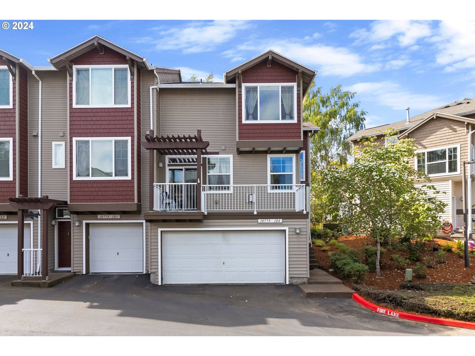 Tigard, OR 97224,10779 SW CANTERBURY LN #104