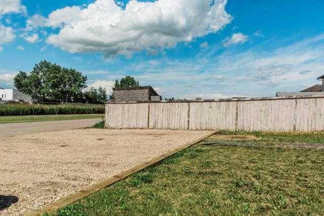 Clairmont, AB T8X5G1,10404 98A ST #B