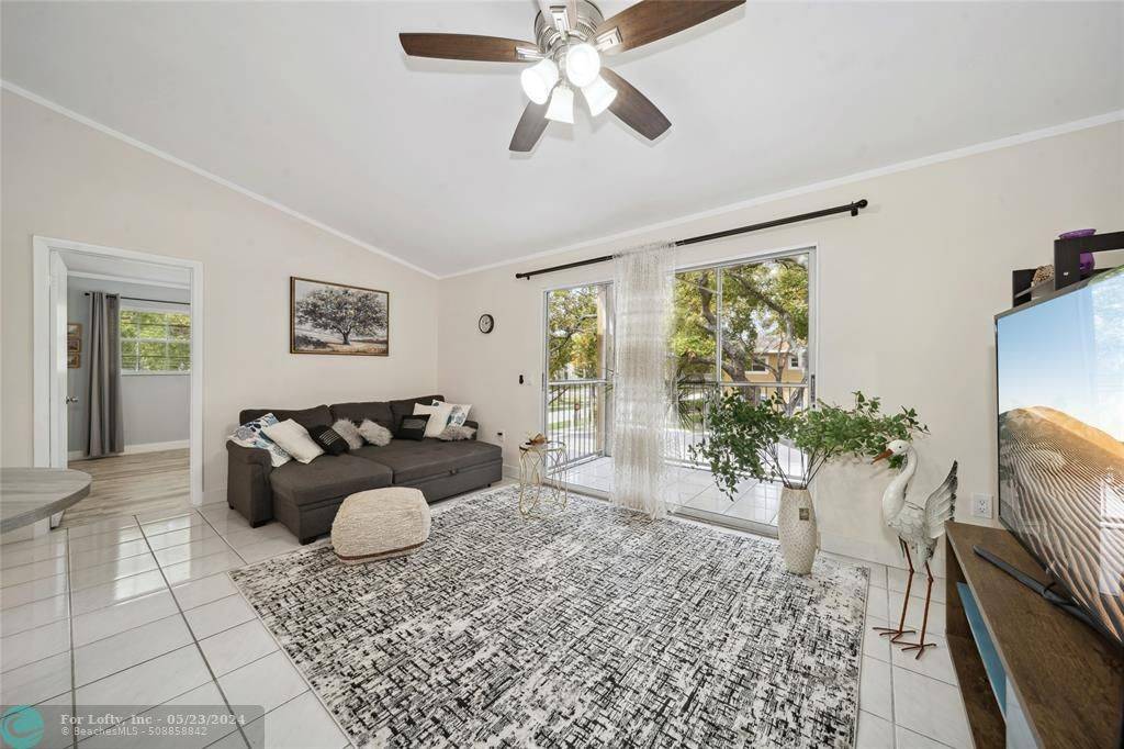 Dania Beach, FL 33004,421 SE 10th St #A202