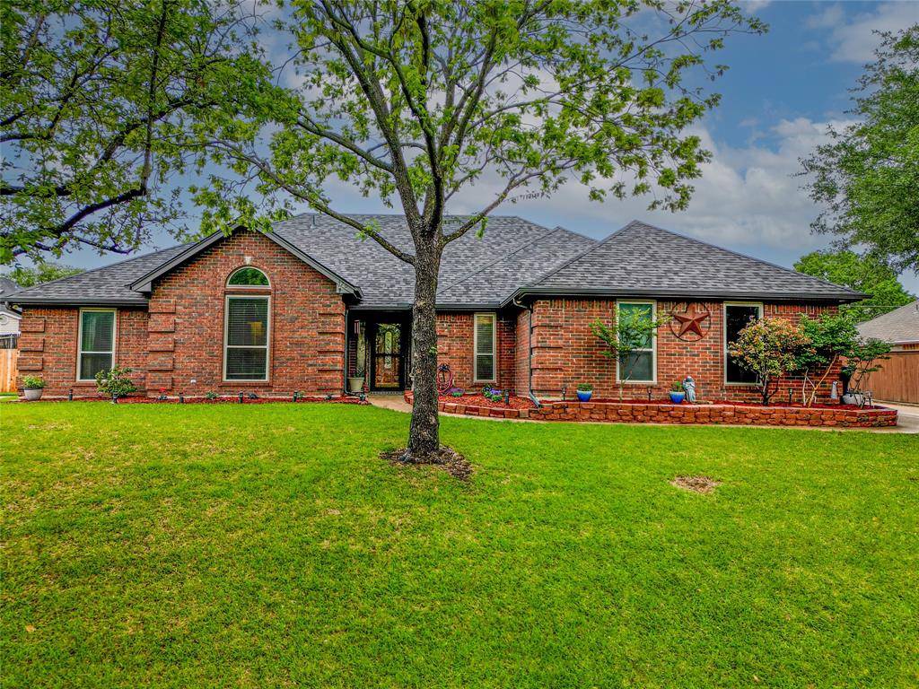 Burleson, TX 76028,420 Flagstone Drive