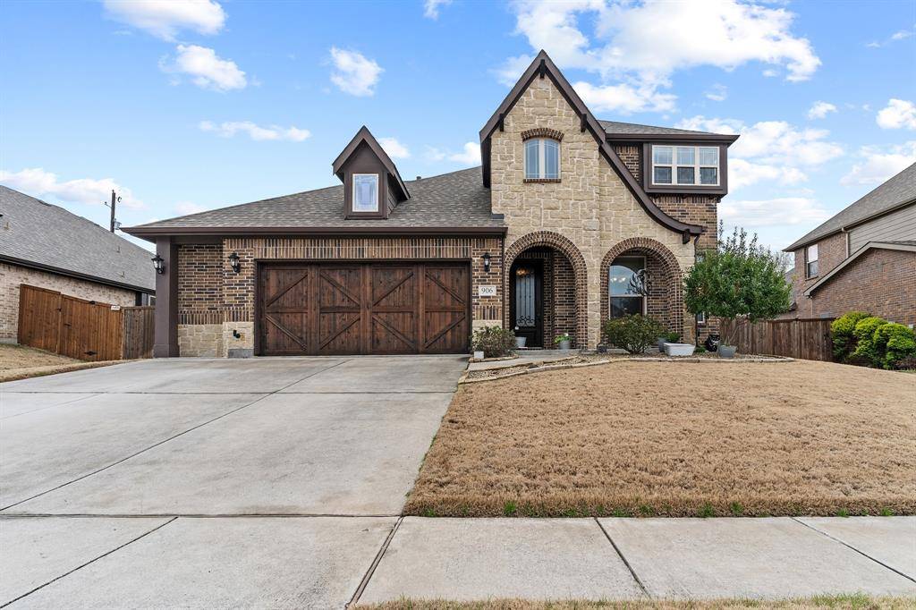 Wylie, TX 75098,906 E Oak Street