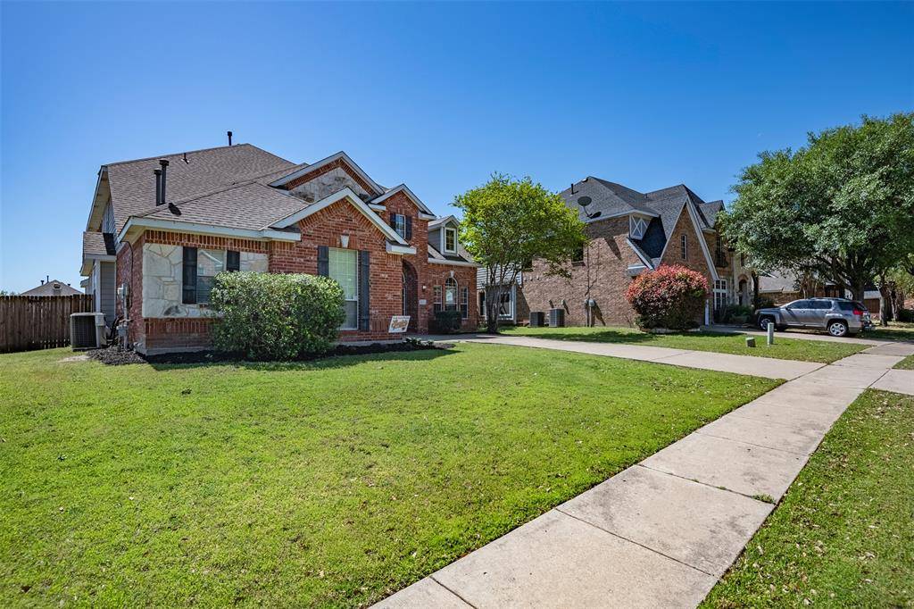 Grand Prairie, TX 75052,423 E Sandra Lane