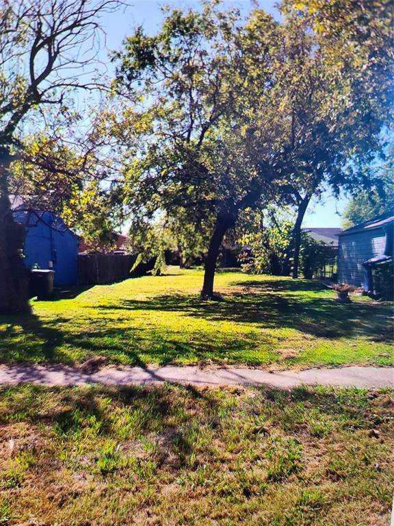 Garland, TX 75040,514 W Avenue F