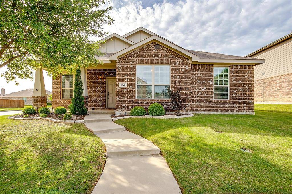 Denton, TX 76208,3528 Camino Real Trail