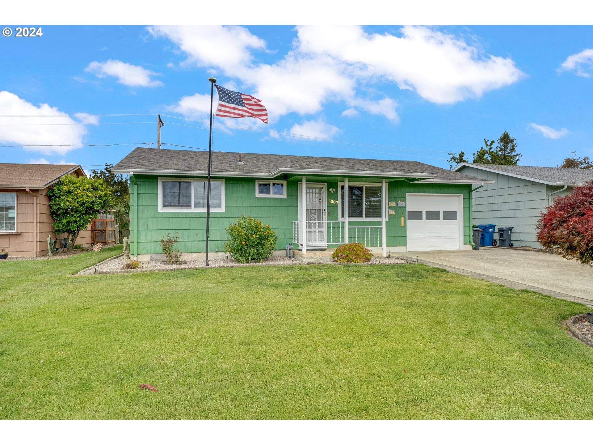 Woodburn, OR 97071,1307 HAMPTON WAY