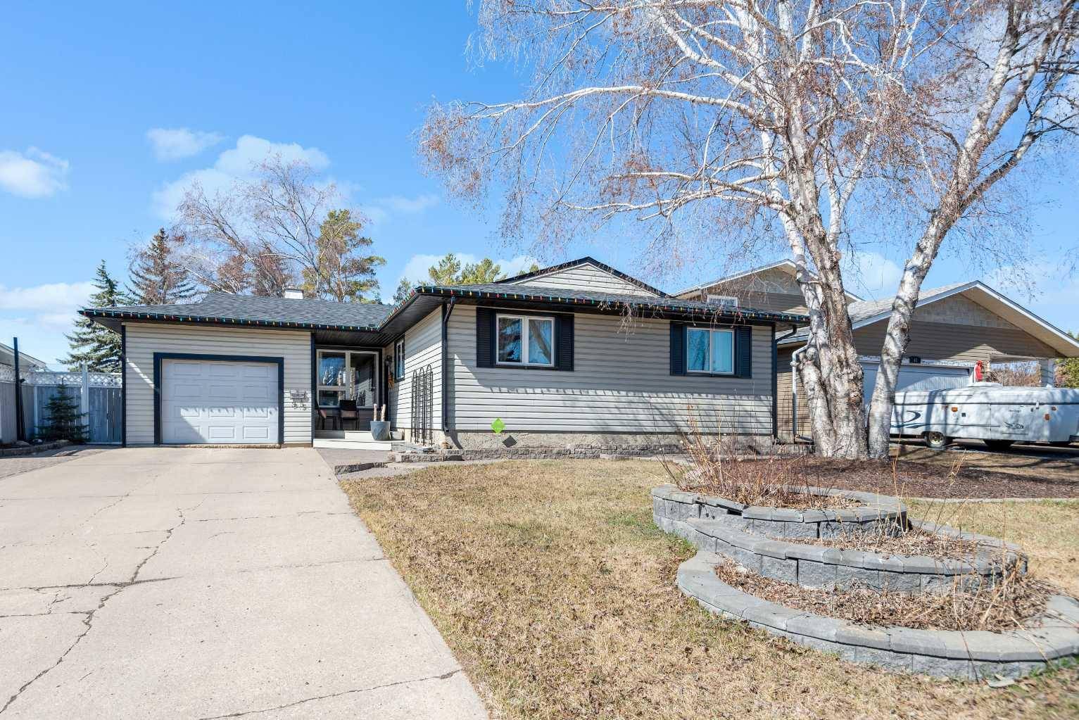 Red Deer, AB T4R 1C2,95 Anders Close